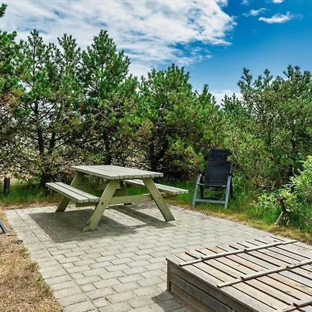 Ve348-vejers-strand-aavej-2 Holiday home